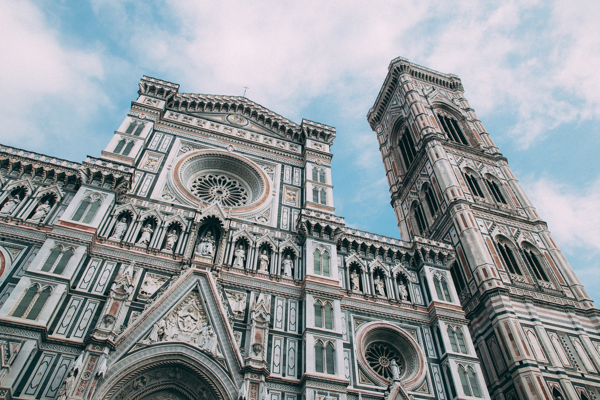 cathedral-3413230_1920